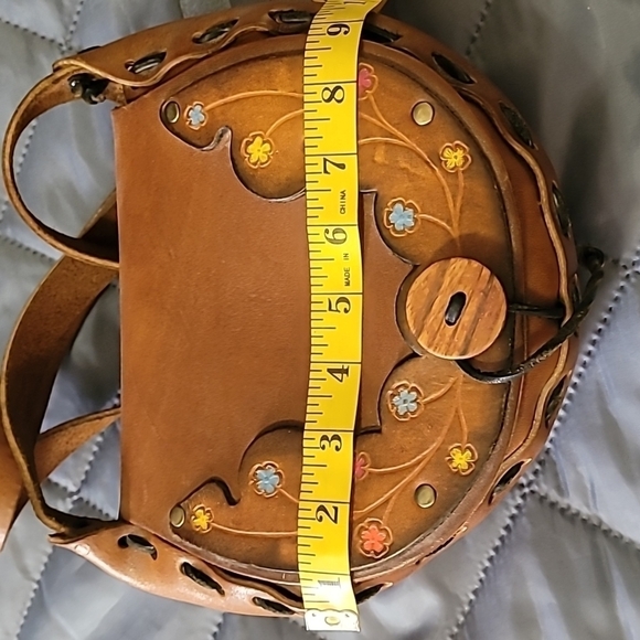 Leather Boho Canteen Style Bag - Picture 5 of 10